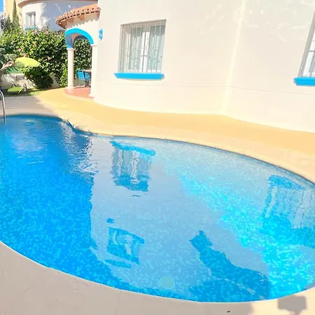 0684 Molins Capricornio * Dénia